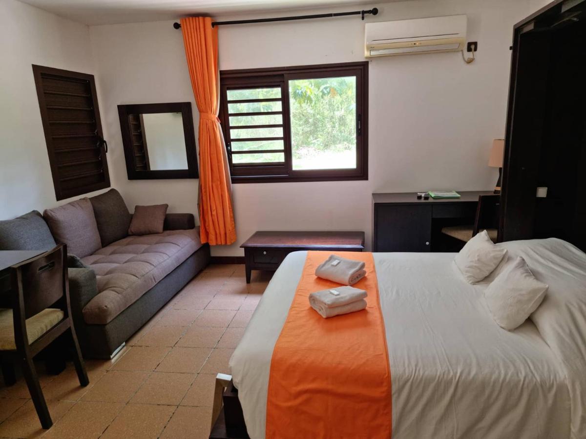 Hotel Oasis De Kiamu Đảo Đảo Lifou Ngoại thất bức ảnh