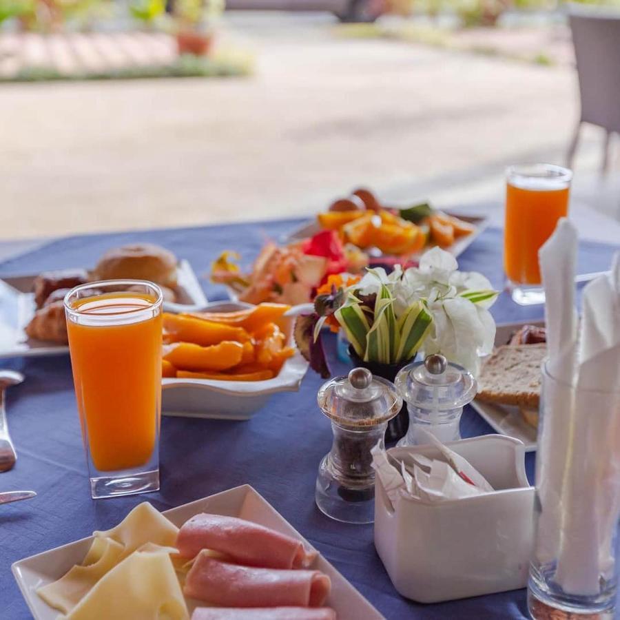Hotel Oasis De Kiamu Đảo Đảo Lifou Ngoại thất bức ảnh